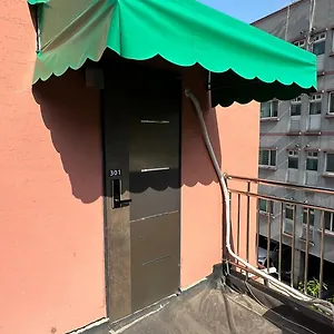 Station R Guest house