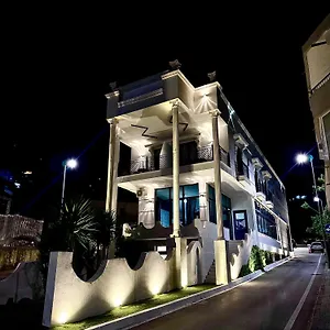 Hotel Boutique Empire Of Martin