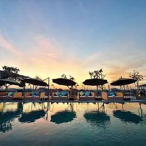 De Vins Sky 4*, Seminyak Indonezja
